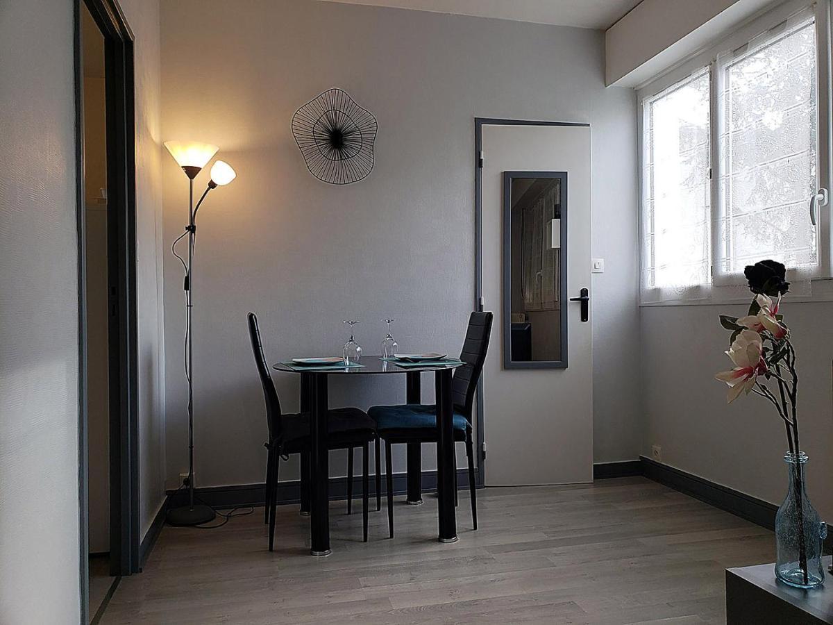 Les Jardins Du Clain Apartman Poitiers Kültér fotó