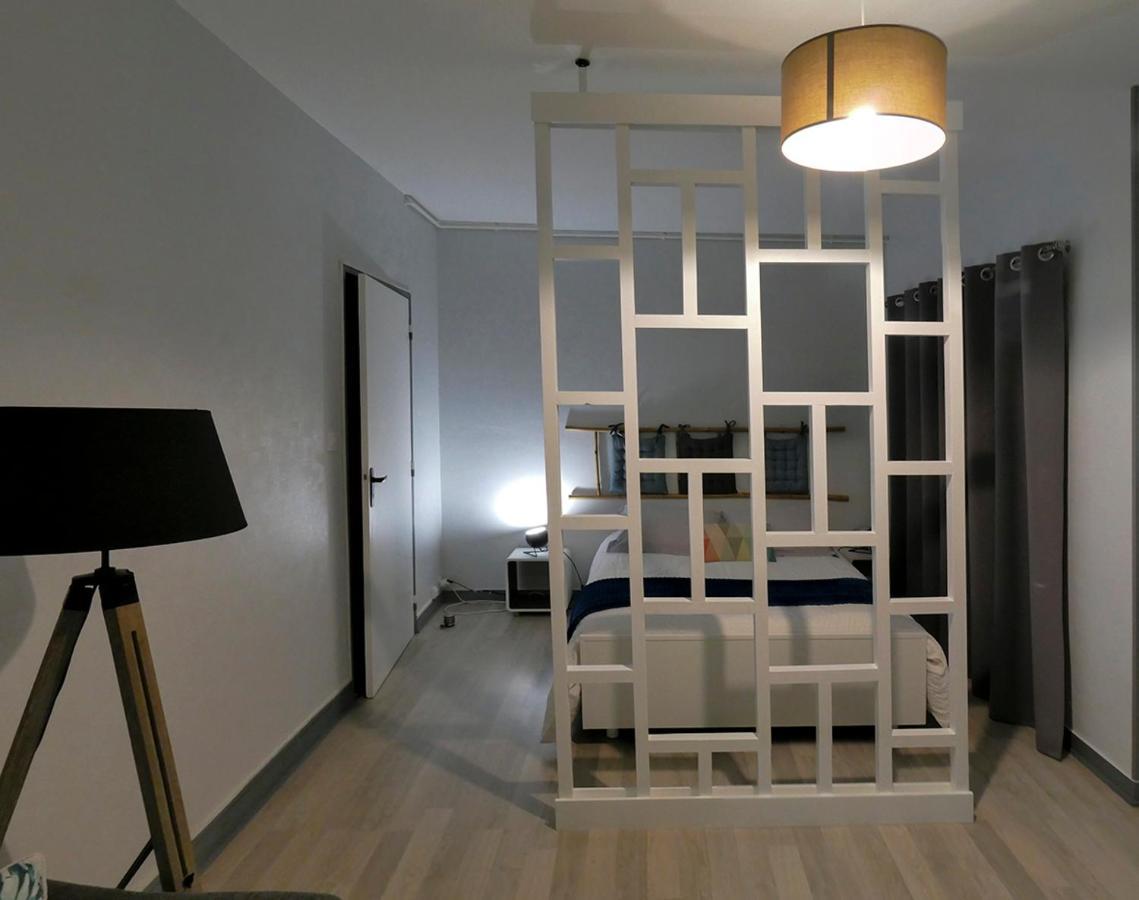Les Jardins Du Clain Apartman Poitiers Kültér fotó
